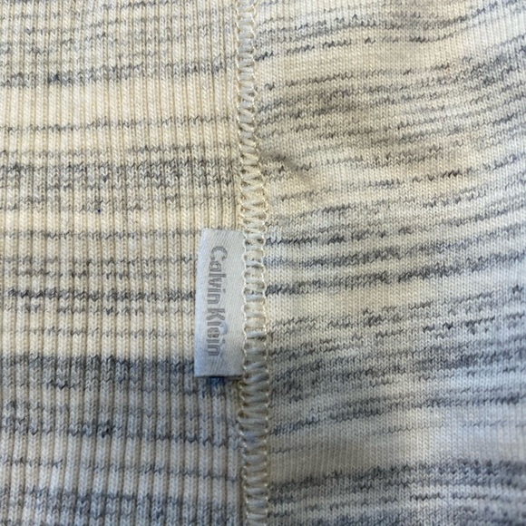 Calvin Klein Long Sleeve Sweater Slim Fit - Picture 6 of 8